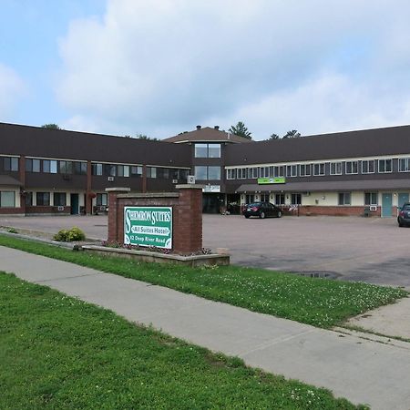Shemron Suites Hotel Deep River Buitenkant foto