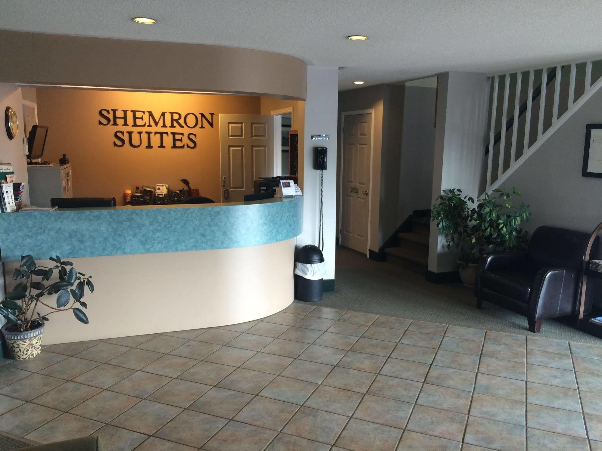 Shemron Suites Hotel Deep River Buitenkant foto