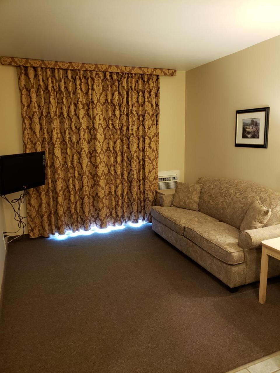 Shemron Suites Hotel Deep River Buitenkant foto