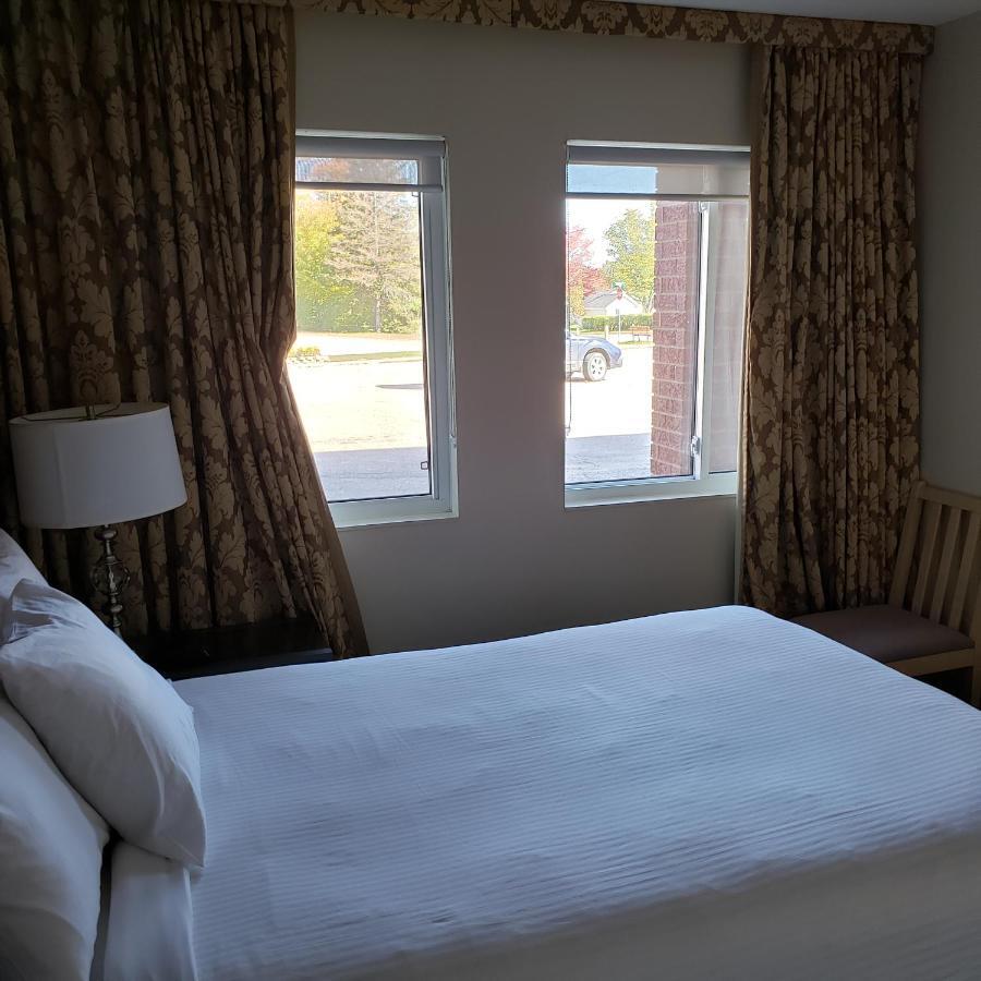 Shemron Suites Hotel Deep River Buitenkant foto